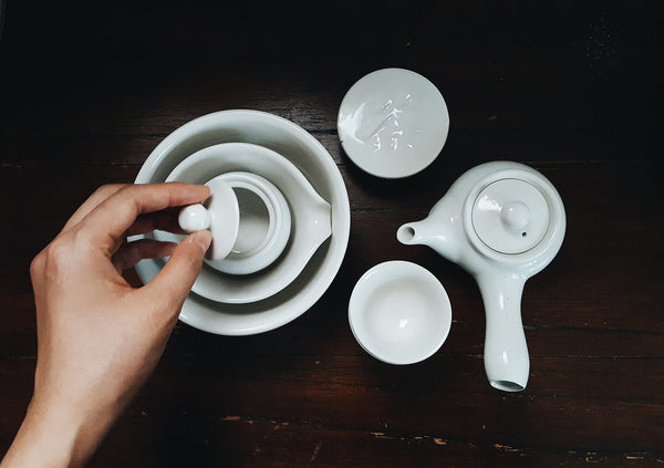 How to remove tea stains using common household items